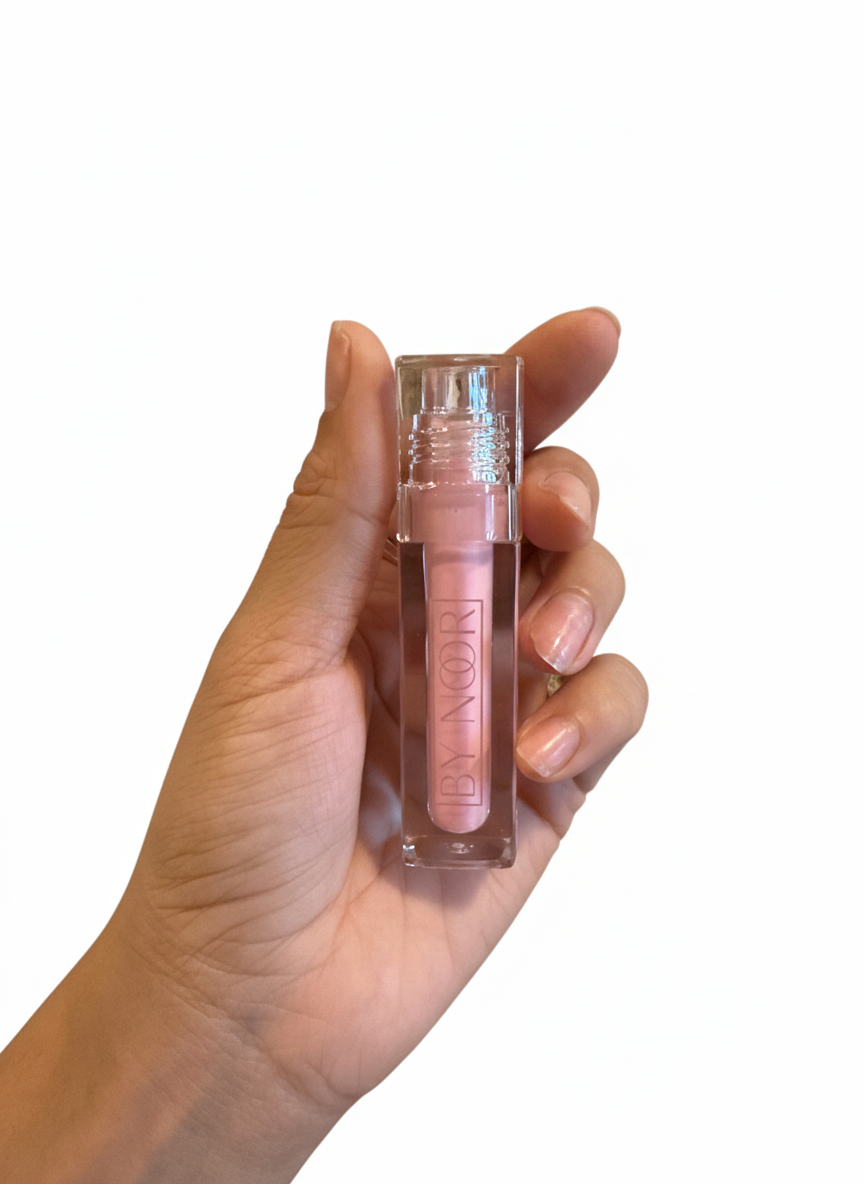Lip balm oil by Noor
